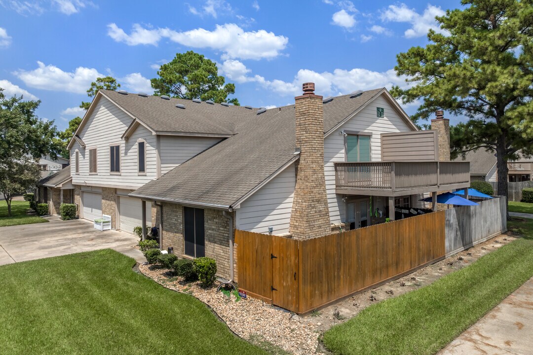 Champion Pines Condo in Spring, TX - Building Photo