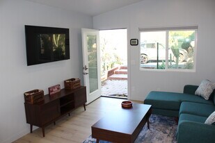 1637 Grove Rd in El Cajon, CA - Building Photo