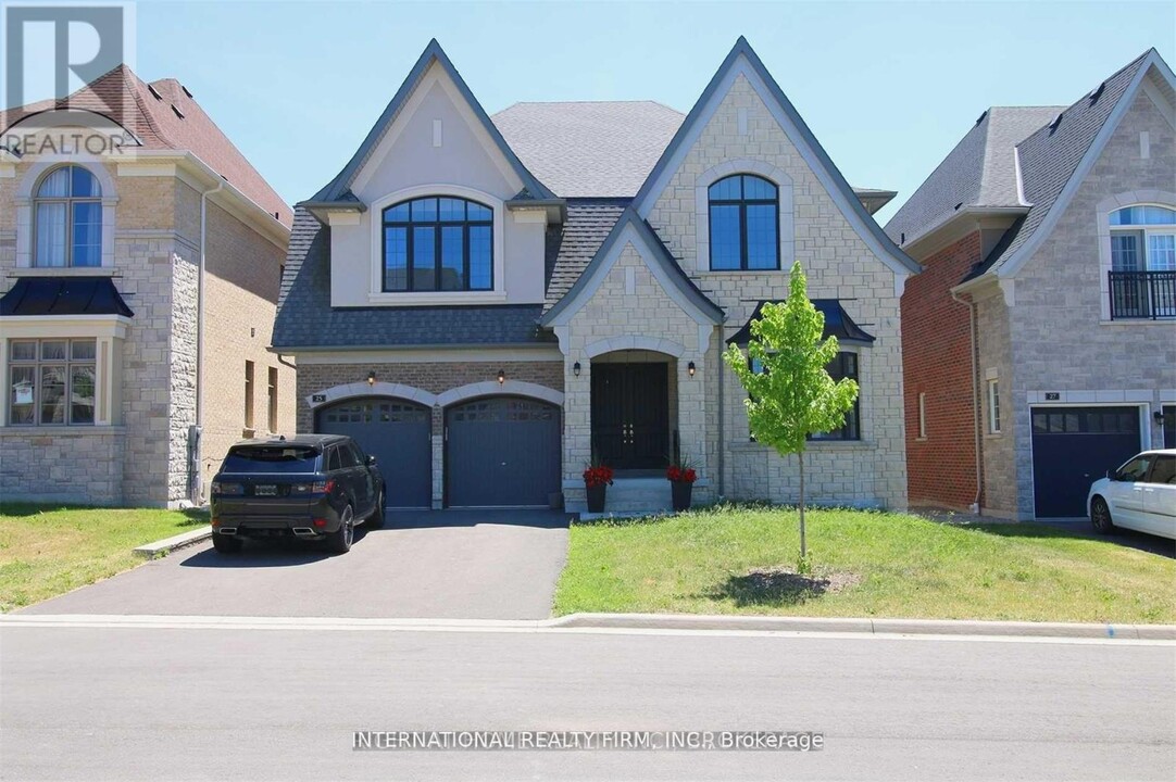 25 Fanning Mills Cir in Vaughan, ON - Building Photo