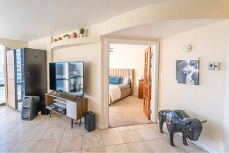 3100 E Cherry Creek S Dr in Denver, CO - Building Photo - Building Photo