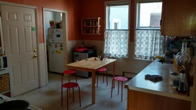 270 Broadway, Unit 3 in Cambridge, MA - Foto de edificio - Building Photo