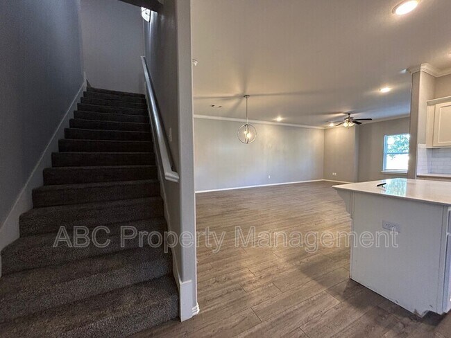 4073 W Santa Maria Ln in Fayetteville, AR - Building Photo - Building Photo