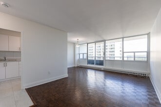 Rosedale East in Toronto, ON - Building Photo - Building Photo