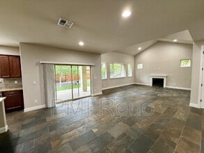 5989 Sweet Cherry Dr in Sparks, NV - Building Photo - Building Photo