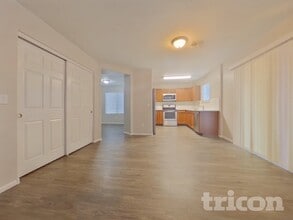 23634 W Tamarisk Ave in Buckeye, AZ - Foto de edificio - Building Photo