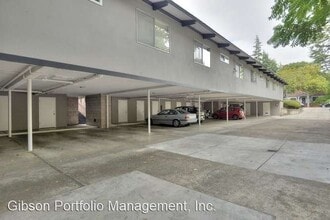 801 Middlefield Rd, Unit 9 in Palo Alto, CA - Building Photo - Building Photo