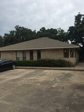 1401 Lackey Ct in Irving, TX - Building Photo - Building Photo