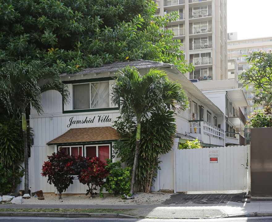 Jamshid Villa in Honolulu, HI - Building Photo