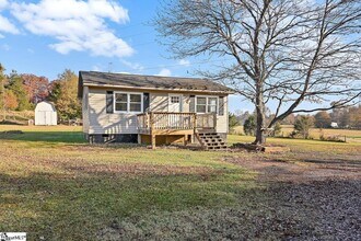 731 Winding Creek Rd in Liberty, SC - Building Photo - Building Photo
