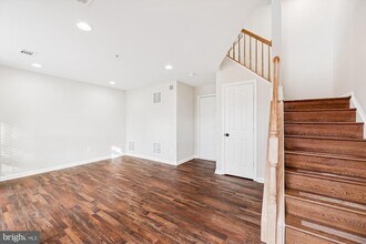 3811 Eisenhower Ave in Alexandria, VA - Building Photo - Building Photo