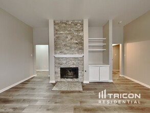 352 Meadow Park in New Braunfels, TX - Building Photo - Building Photo