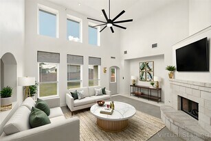 2923 Golden Honey Ln in Richmond, TX - Building Photo