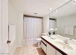 905 Augusta Blvd in Naples, FL - Building Photo - Building Photo