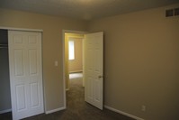 Building Photo - Mountain Pointe Apartments in Colorado Springs, Colorado