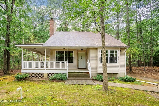 property at 3257 Ridgeway Blvd