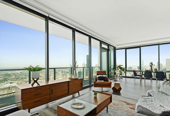 1150 S Michigan Ave, Unit 6107 in Chicago, IL - Building Photo - Building Photo