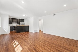 1833 Fremont Ct in Davis, CA - Building Photo - Building Photo