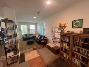 7 Turing St in Irvine, CA - Building Photo - Building Photo