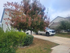 11311 Babcock Bnd in San Antonio, TX - Building Photo - Building Photo