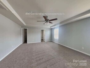 9011 Paddle Oak Rd in Charlotte, NC - Building Photo - Building Photo