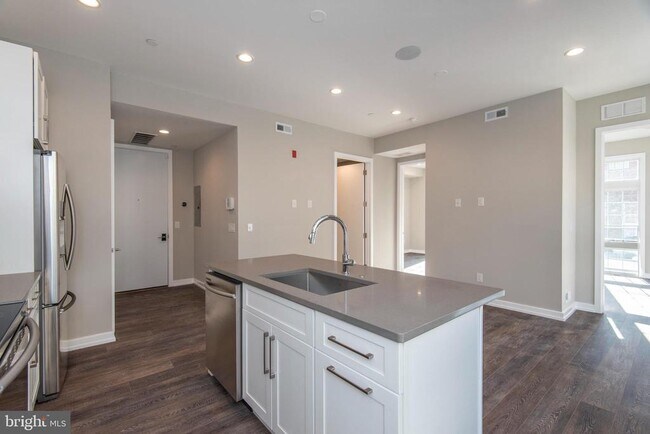 1340 S 13th St in Philadelphia, PA - Building Photo - Building Photo