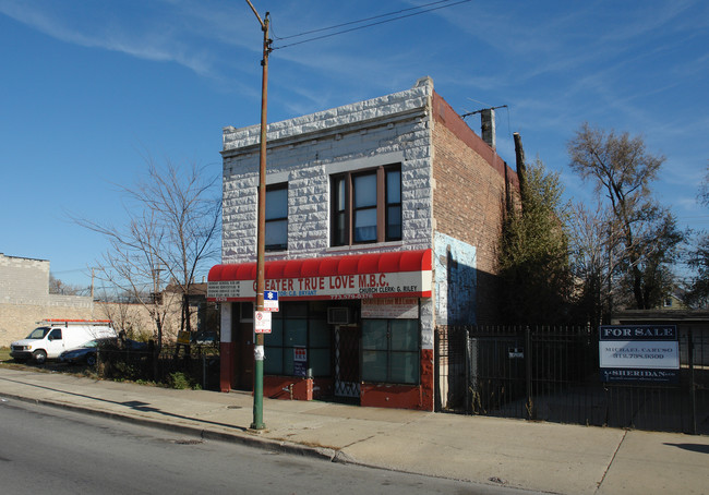 5129 S Ashland Ave in Chicago, IL - Foto de edificio - Building Photo