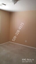 7003 S Placita Sorrento in Tucson, AZ - Building Photo - Building Photo