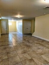 53 Juniper Rd in Port Washington, NY - Building Photo - Building Photo