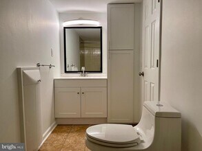 3340 Huntley Sq Dr, Unit B in Temple Hills, MD - Building Photo - Building Photo
