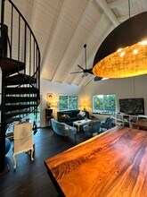 2673 Kokomo Rd in Haiku, HI - Building Photo - Building Photo