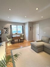 442 E Beech St in Long Beach, NY - Building Photo - Building Photo