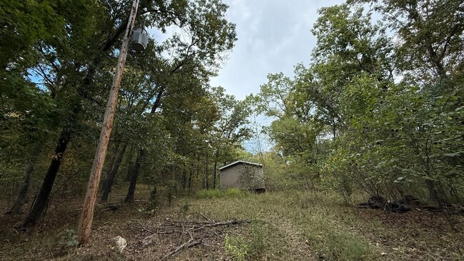 5267 Whittaker Rd in French Village, MO - Building Photo - Building Photo