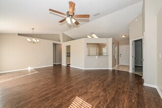 2968 Waters View Cir in Orange Park, FL - Foto de edificio - Building Photo