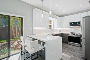 22387 SW 89th Ave in Cutler Bay, FL - Building Photo