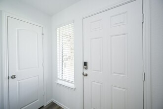 1003 Vilana Rdg Ln in Houston, TX - Building Photo - Building Photo