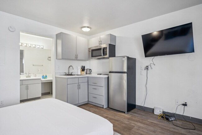 4350 Paradise Rd in Las Vegas, NV - Foto de edificio - Building Photo