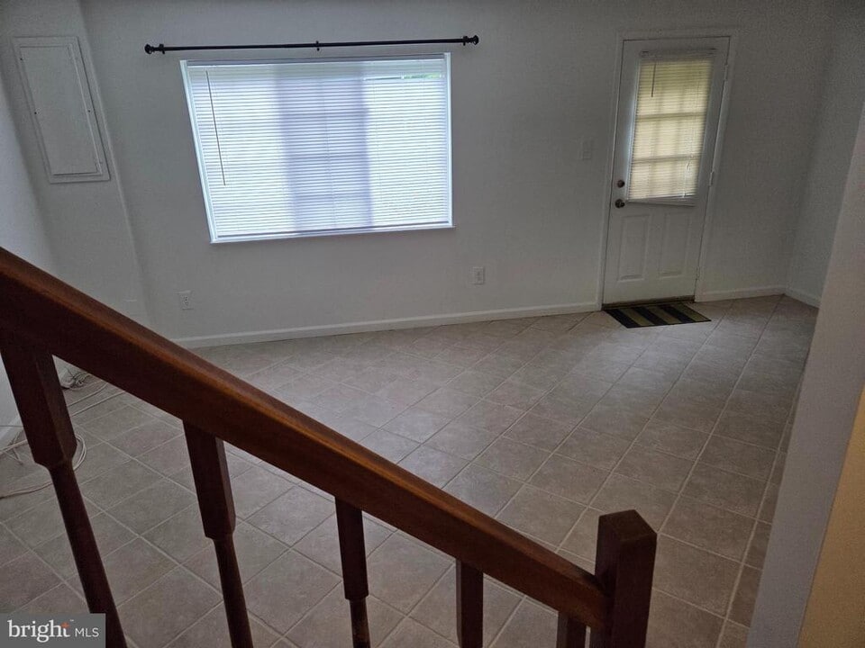 2023 Brooks Square Pl in Falls Church, VA - Building Photo