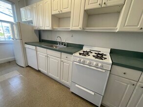 14 Melvin Ave, Unit 4 in Boston, MA - Foto de edificio - Building Photo