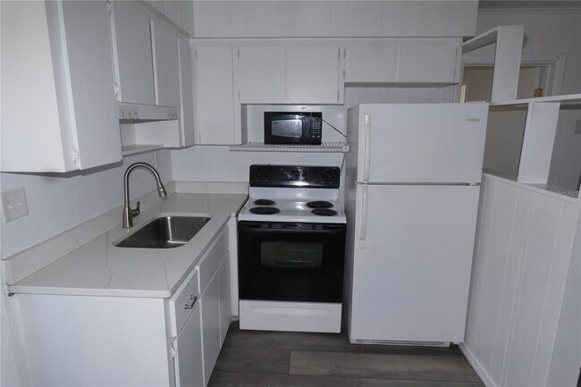 6905 3rd St N in St. Petersburg, FL - Building Photo - Building Photo