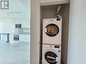 39 Mary St in Barrie, ON - Building Photo - Building Photo