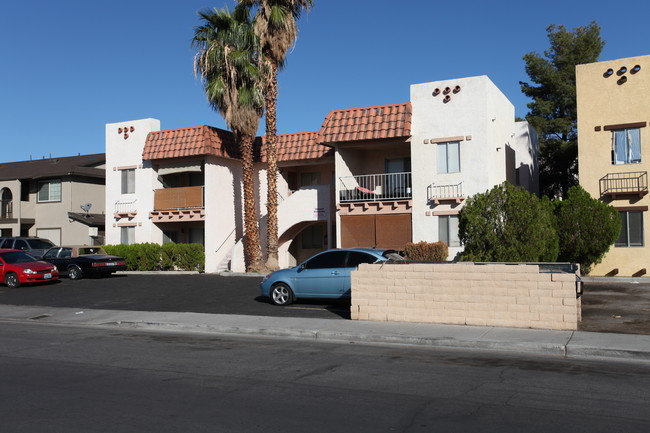 Sierra Baja in Las Vegas, NV - Building Photo - Building Photo