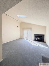 4914 Ravens Crest Dr in Plainsboro, NJ - Building Photo - Building Photo
