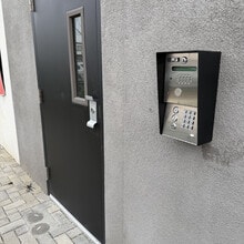 6012 10th Ave in Los Angeles, CA - Foto de edificio - Building Photo