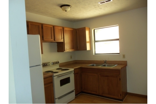 721 W Casey Dr in Sevierville, TN - Foto de edificio - Building Photo