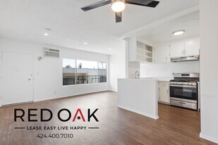 1051 N Gardner St, Unit 9 in West Hollywood, CA - Building Photo