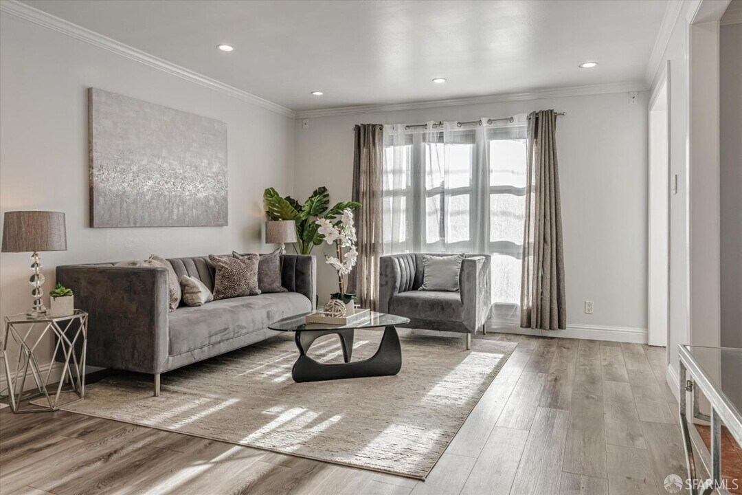 228 Mastick Ave in San Bruno, CA - Building Photo
