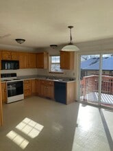 110 E Church Hill Ct in Nixa, MO - Building Photo - Building Photo