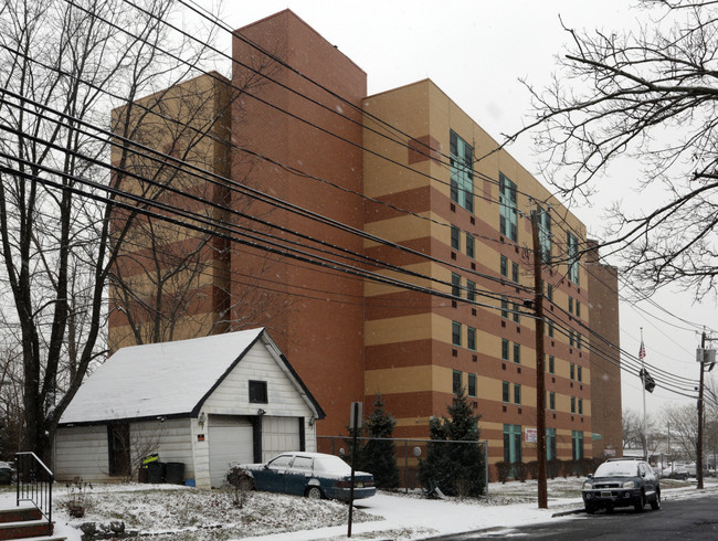 John T. Gregorio Towers in Linden, NJ - Building Photo - Building Photo