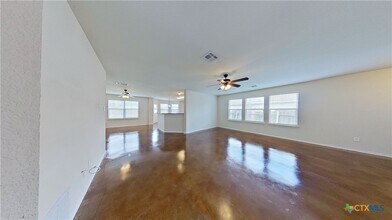 126 Sylvan St in Hutto, TX - Building Photo - Building Photo