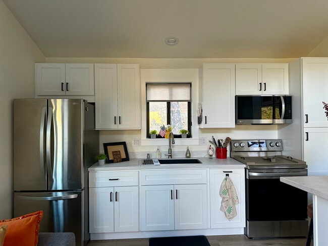 2920 Curlew Mine Rd in Victor, MT - Building Photo - Building Photo